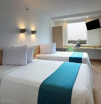 Hotel One Ciudad De Periferico 3*