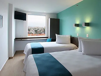 Hotel One Ciudad De Periferico 3*