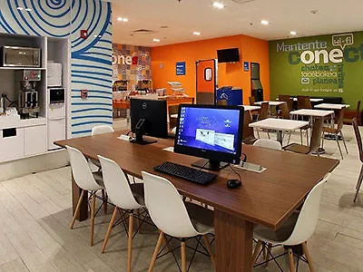 Hotel One Ciudad De Periferico